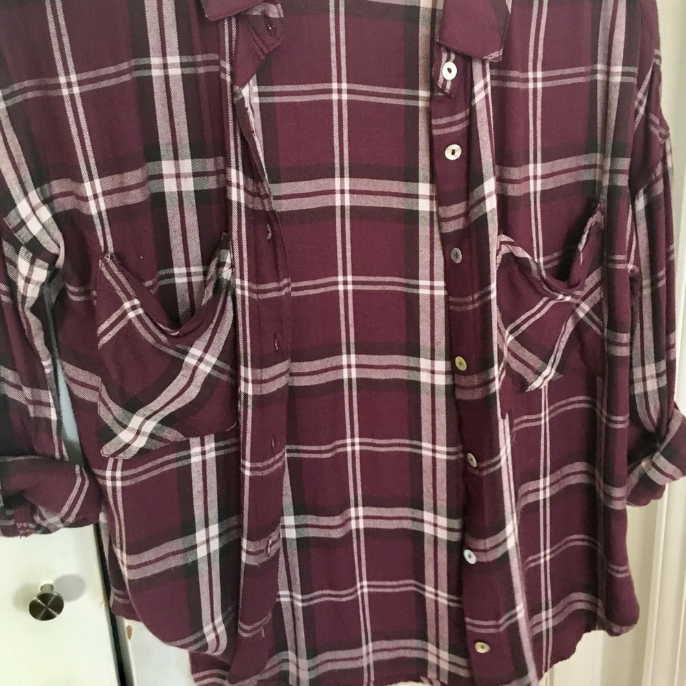 Flowy Plaid Lightweight Blouse- size XS